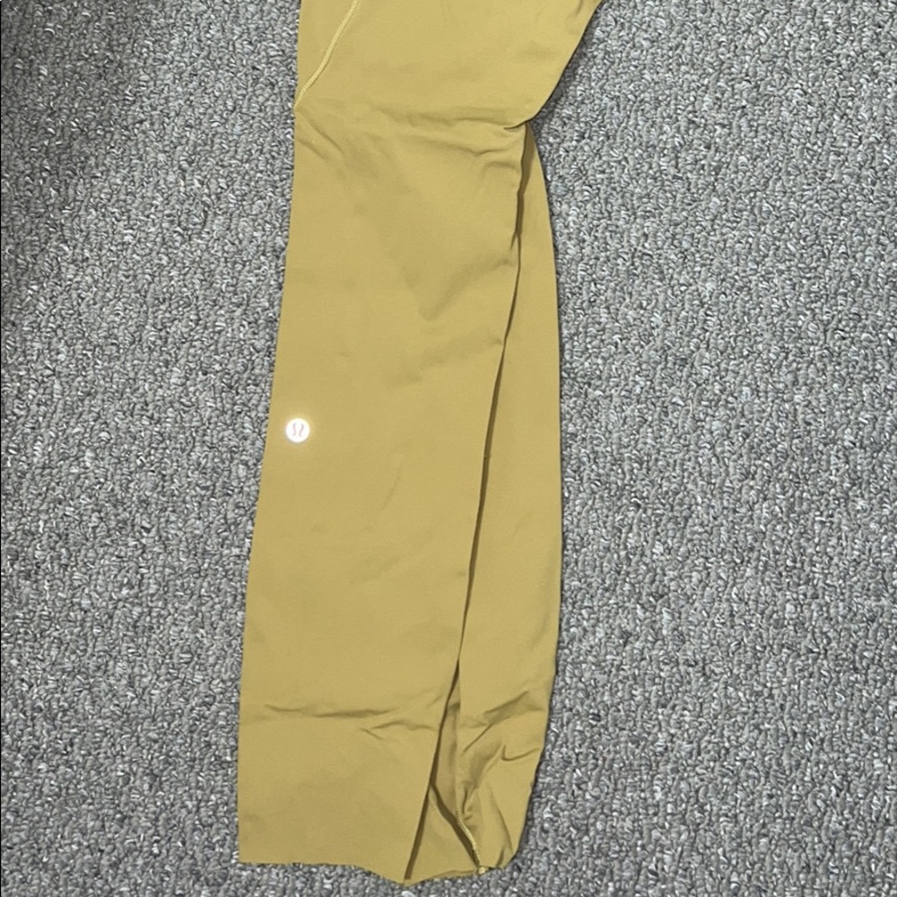 Fast and free 25” size 6